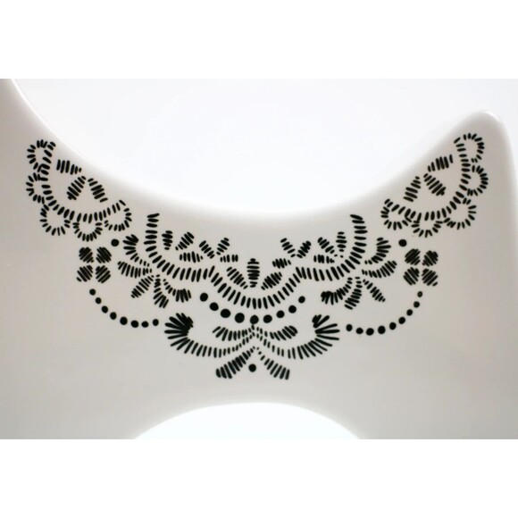 Ikea Vinter 2020 White Ceramic Goat Figurine w/ Black Detail Scandinavian HTF - Picture 6 of 8